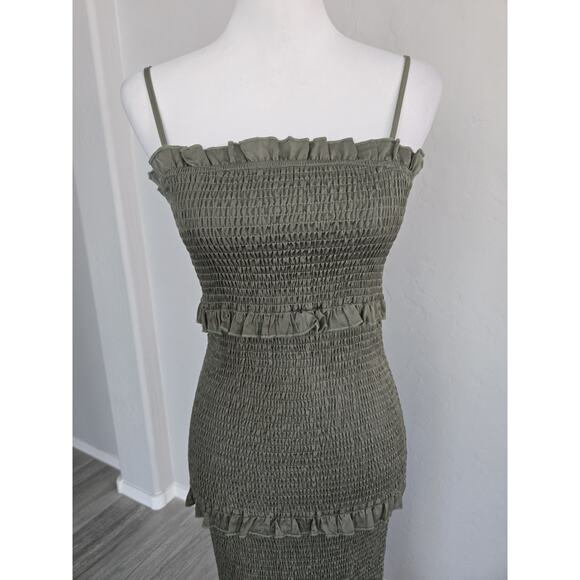 Mable Anthropologie Smocked Tiered Ruffled Olive Green Form Fitting Dress Sz M - Picture 11 of 11